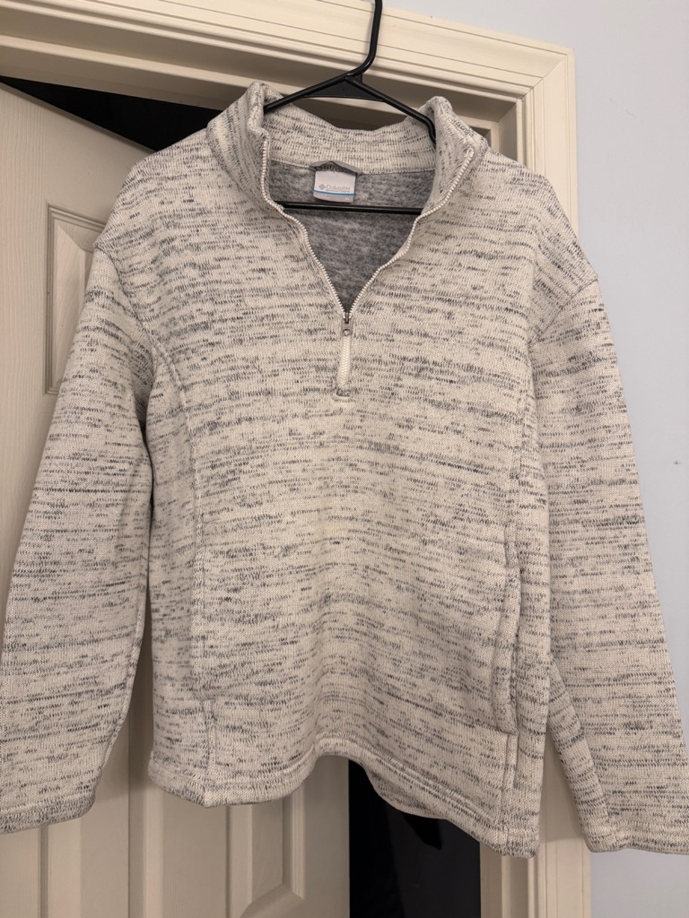 Columbia Cream and Gray Quarter-Zip Pullover